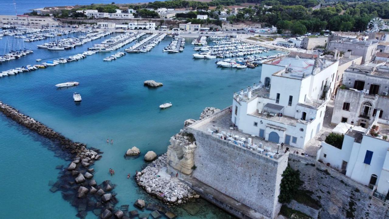 Graziosa Soluzione Indipendente Nel Cuore Del Centro Storico Otranto Ngoại thất bức ảnh